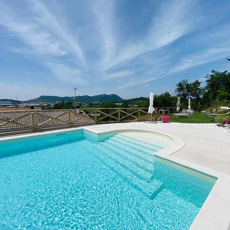 Villa Poggio Ulivo Pool-Apartments Rivoli Veronese المظهر الخارجي الصورة