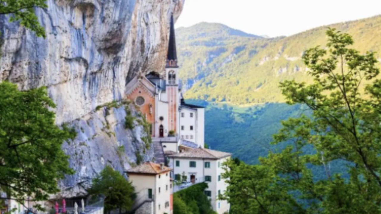 Villa Poggio Ulivo Pool-Apartments Rivoli Veronese المظهر الخارجي الصورة