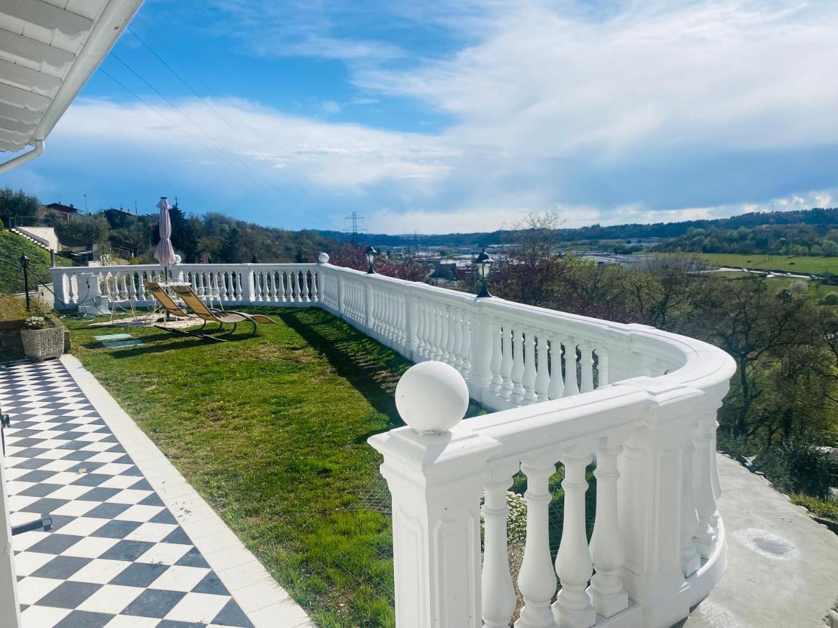 Villa Poggio Ulivo Pool-Apartments Rivoli Veronese المظهر الخارجي الصورة