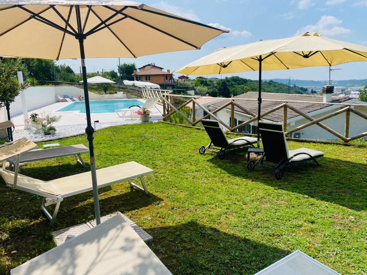 Villa Poggio Ulivo Pool-Apartments Rivoli Veronese المظهر الخارجي الصورة
