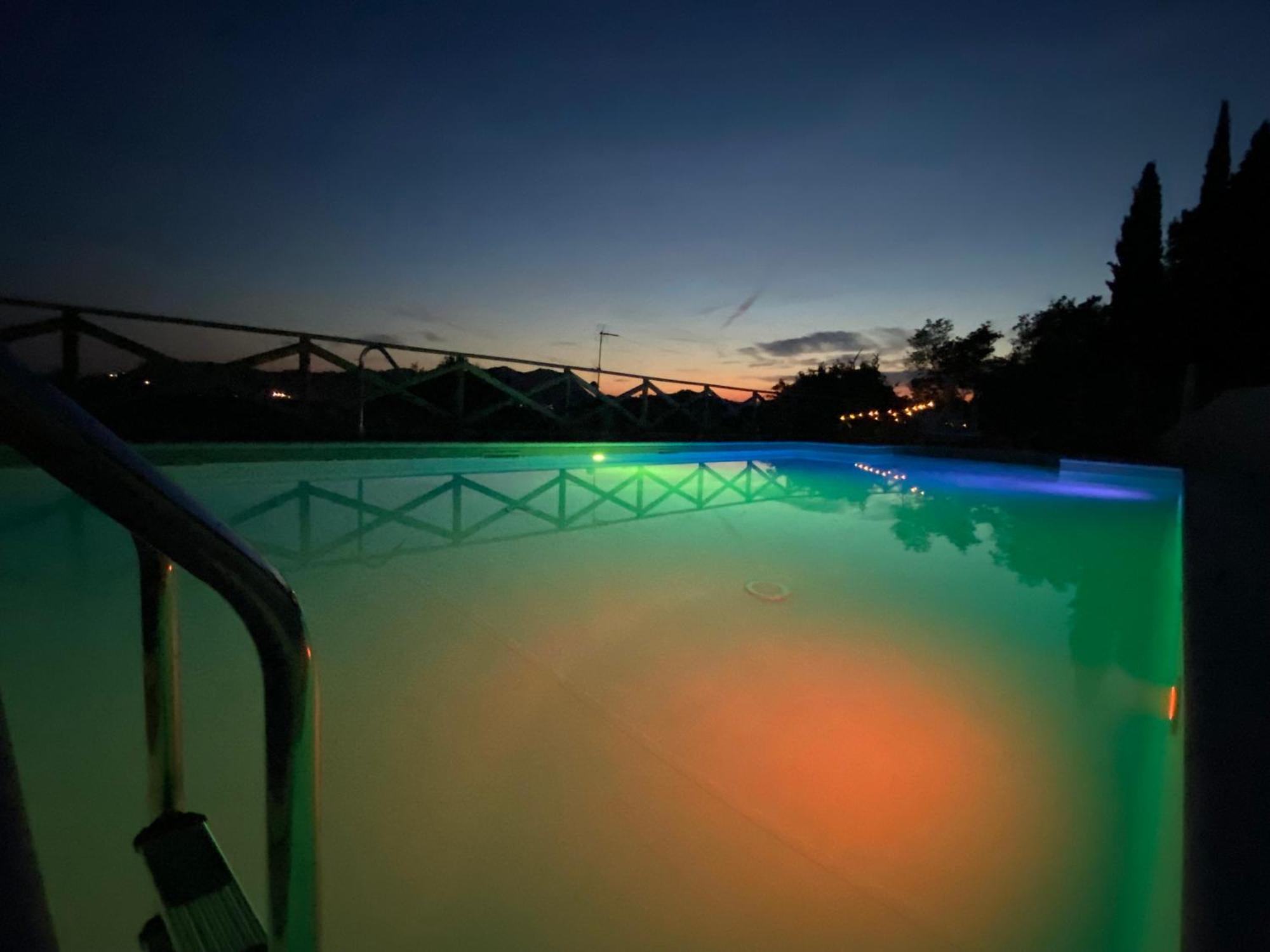 Villa Poggio Ulivo Pool-Apartments Rivoli Veronese المظهر الخارجي الصورة