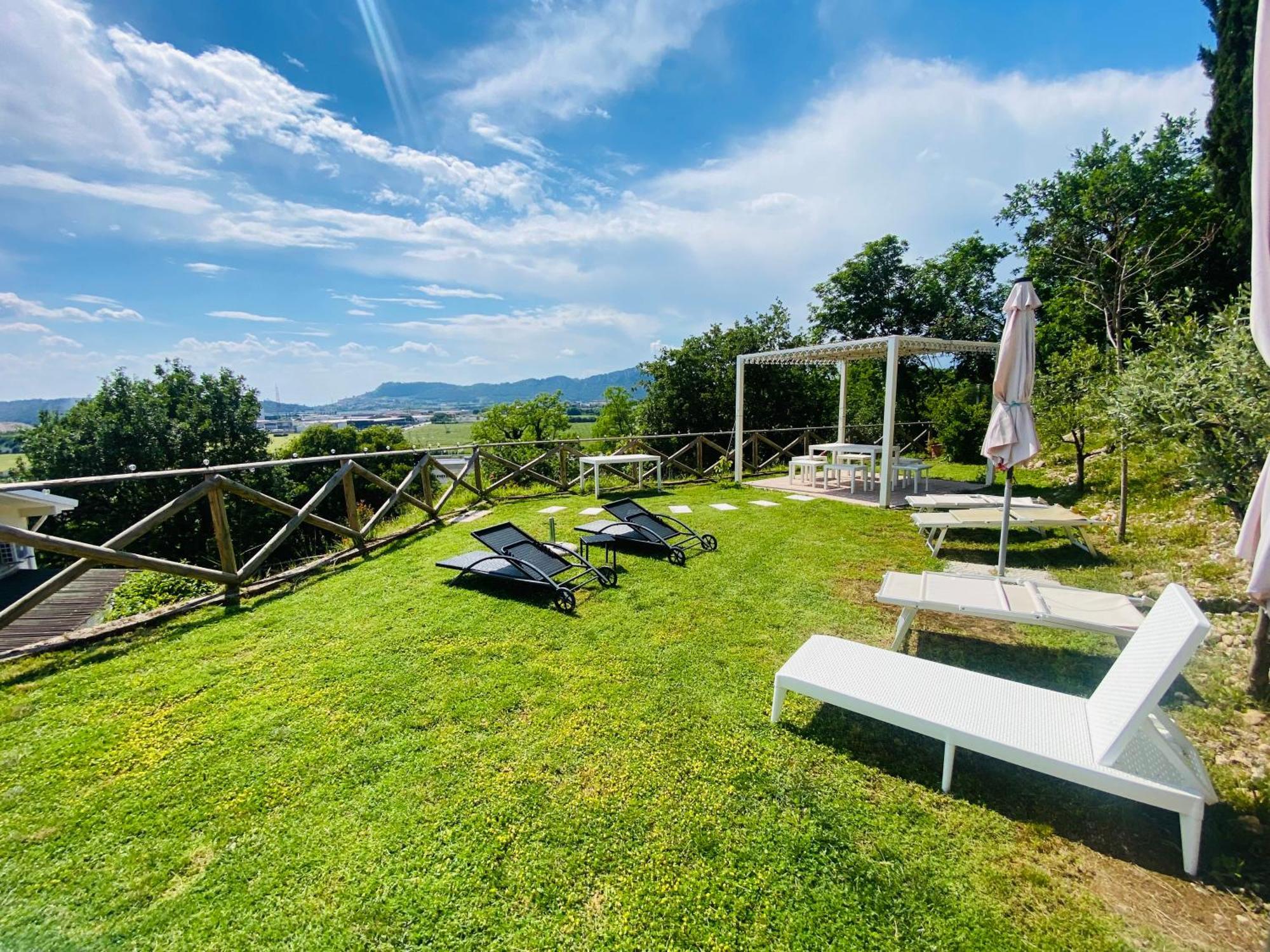 Villa Poggio Ulivo Pool-Apartments Rivoli Veronese المظهر الخارجي الصورة