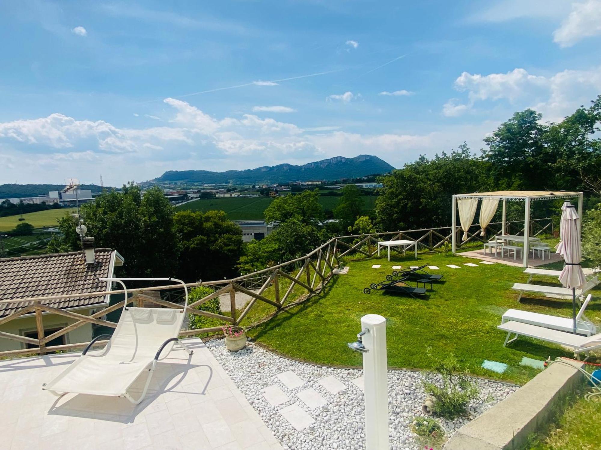 Villa Poggio Ulivo Pool-Apartments Rivoli Veronese المظهر الخارجي الصورة